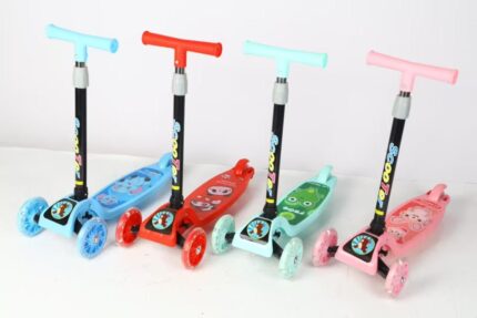 3 TYRE KIDS SCOOTER